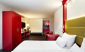 Amedia Amsterdam Airport Schiphol, Trademark Collection By Wyndham